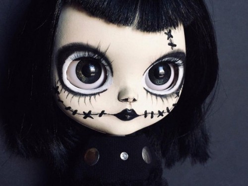 Endless Scar Girl OOAK Blythe doll by AzyWorld