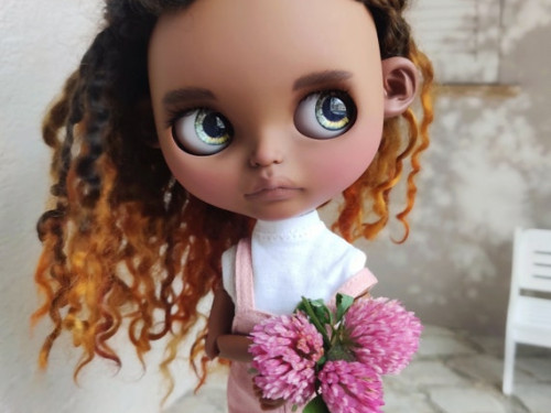 OOAK Blythe doll Custom girl with natural hair, African Blythe doll super dark skin | Free shipping DHL Express by AlifleurBlythe