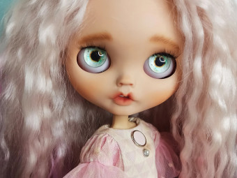 Custom Blythe doll Evie by BlytheWorkshop