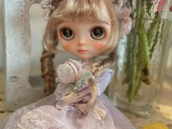 Custom Blythe Doll by TokyuStudio