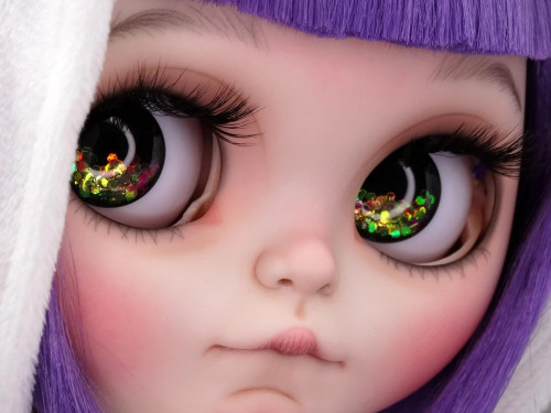 Custom Blythe Doll by Isilien