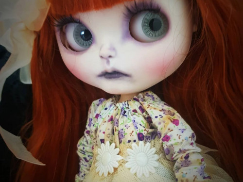 Custom blythe ghost doll – Daisy by BlytheObsession