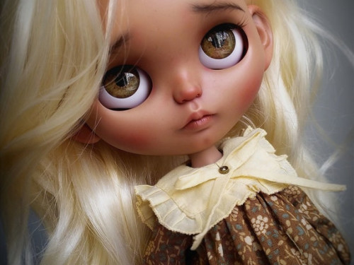 Custom Blythe Doll by AmaFlickerDoll
