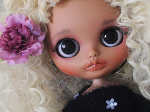 Custom Blythe Doll by nicoletteblythe