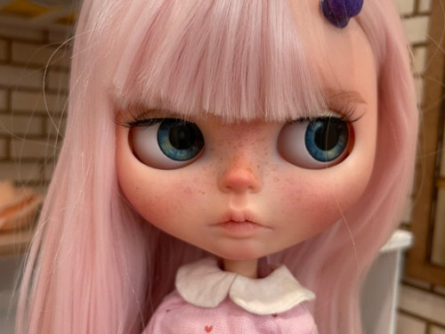 Mia – Custom Blythe Doll by LenkinaPenka