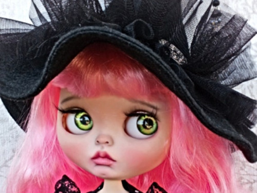 Custom Blythe Doll – Luna by TsarinaUKStudio