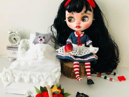 Little Red Riding Hood Blythe doll by DollsByTzetzka