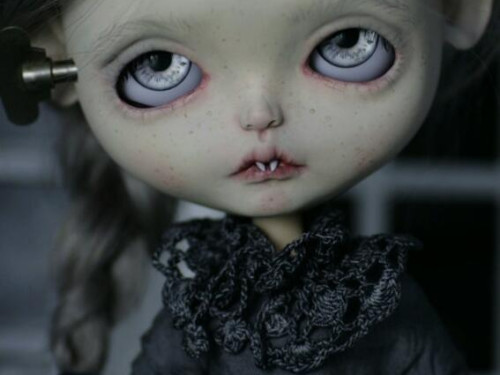 LOBELIA Vampire custom doll by LadyVerrin