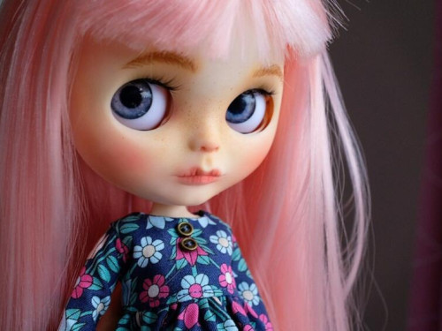 Ooak Blythe doll. Hand carved and painted customised doll. One of a kind. Blythe doll custom. by MartaLeStudio