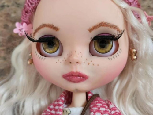 Custom Blythe doll AZALEA by LydiasWeb