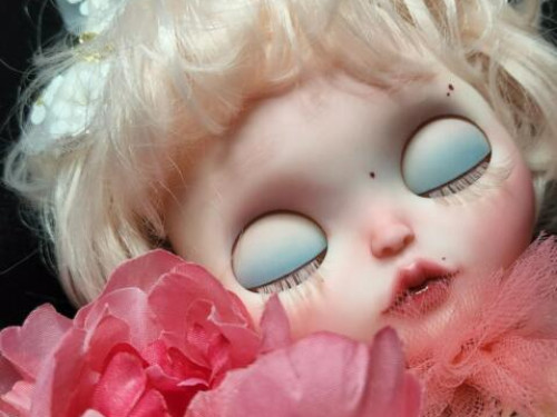 Blythe doll custom by artbycarla