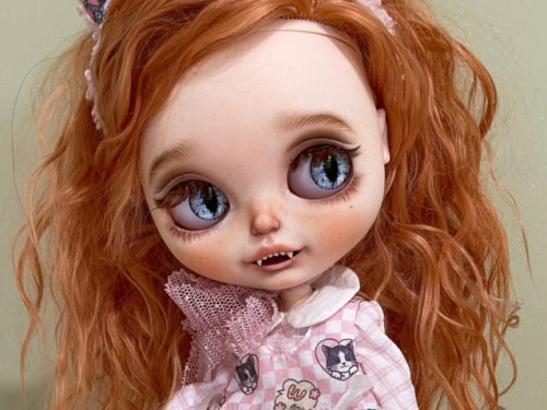 Katerina Kitty OOAK Custom Blythe Doll by CreativeObsessed