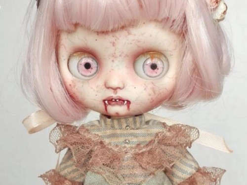 IRIA Middie Blythe Vmpire custom doll girl by AntiqueShopDolls