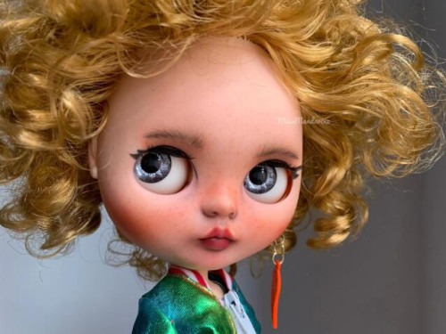 OOAK Blythe doll by MissMandarineBlythe
