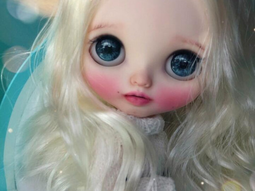 Sophie – Custom Blythe Doll by Blythemy