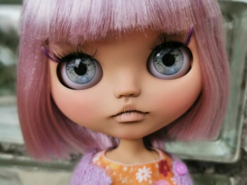 Lilah – Custom Blythe Doll by heijudolls