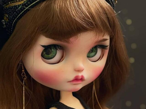 Blythe custom doll Maggie by sabridollsmarket