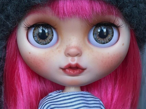 Custom Blythe Doll by devisquee