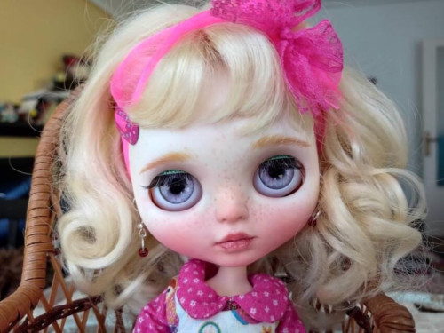 Custom Blythe Doll by Blythfulldolls