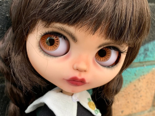Wednesday – Custom Blythe Doll by FancyBambolette