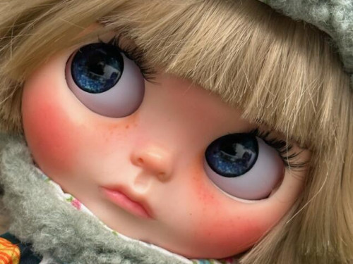 Kelly Custom Blythe Doll by LittleDollsByIza