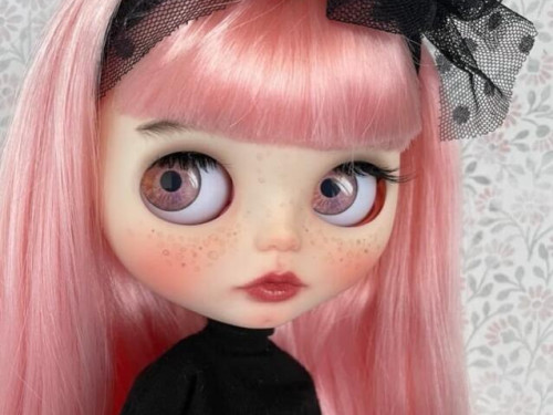 Suzanne Custom Blythe Doll by MisiaDolls
