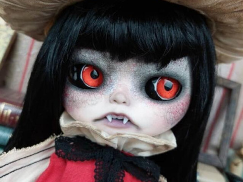 Custom Blythe Doll by AlinariShop