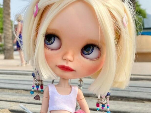 Odette Custom Blythe Doll by FreedomValentina