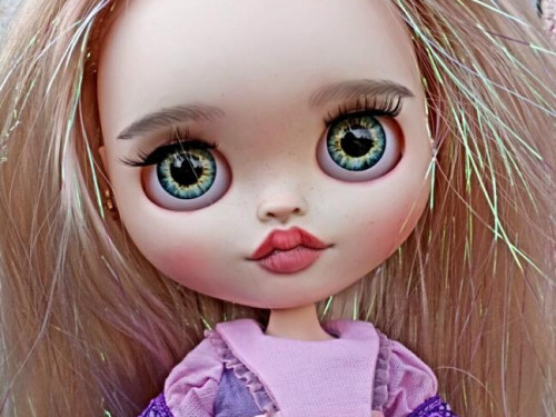 Custom Blythe Doll by TsarinaUKStudio