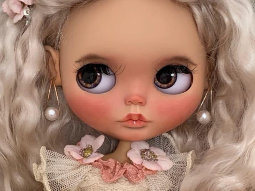 Custom Blythe Doll Maisy by LovelyBlytheDoll