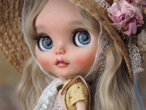 Lana – Custom Blythe Doll by AnotherBlythe