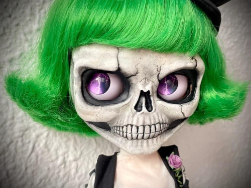 Skeleton custom Blythe doll by FreedomValentina