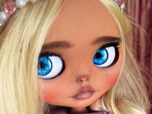 Rapunzel – Custom Blythe Doll by TrueBlytheStore