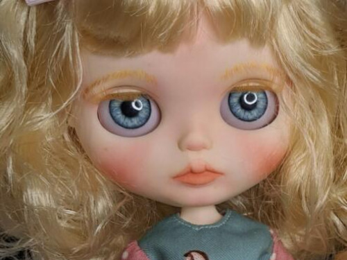 Custom Blythe Doll by VanesaBlytheDoll
