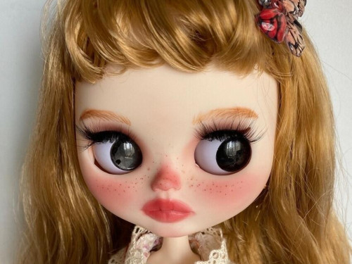 Custom Blythe Doll by ootddollsstore