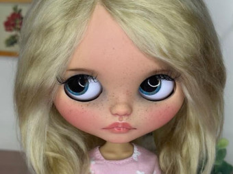 Blythe custom doll Becky by SweetAndSimpleIL