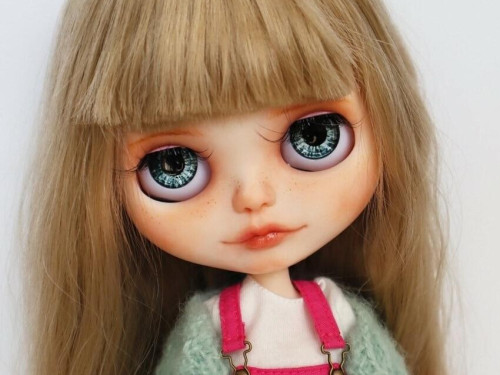 Custom Blythe Doll by Dollslovestory