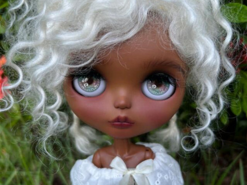 Custom Blythe Doll by LafeldBlytheDolls