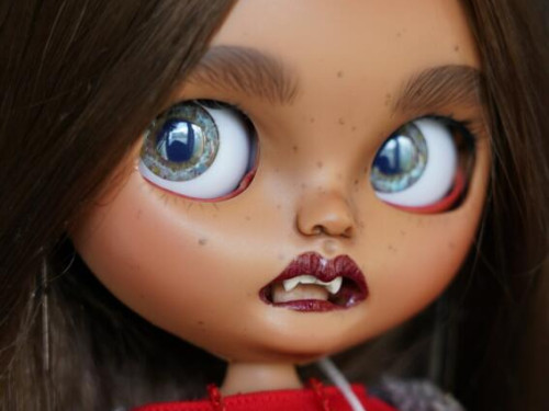 Blythe doll vampire Angel by Matups