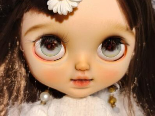 Custom Blythe doll by CanYouKissMeBlythe