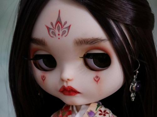 Blythe custom doll Japanese girl playing koto by MyGhostsInside