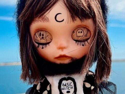 Custom Blythe Doll by RaphaelaDolls