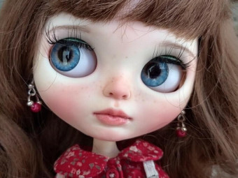Nicole – Custom Blythe Doll by Blythfulldolls