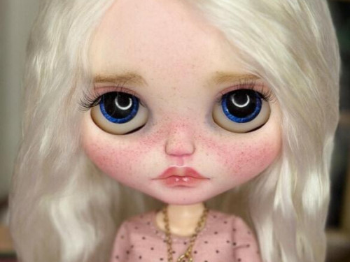Custom Blythe Doll by SweetAndSimpleIL