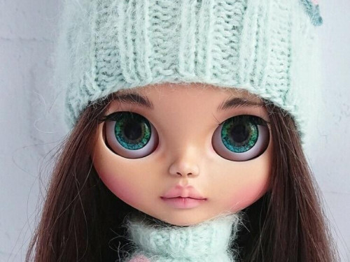 Custom Blythe Doll by SweetieBlytheDolls