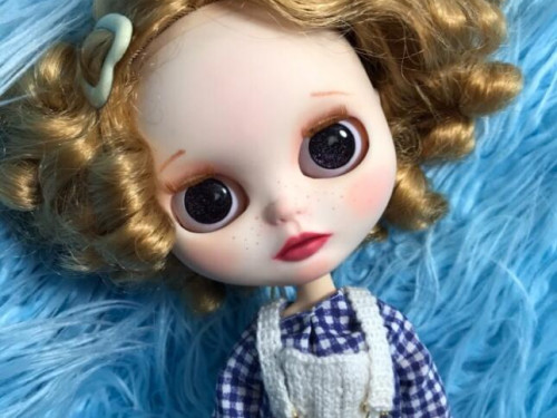 Charlotte – OOAK Blythe Doll – Free Shipping